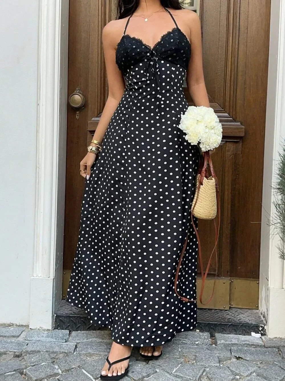 Black Elegant Women's Polka Dot Lace Maxi V-Neck Dress - Picture 5 of 8